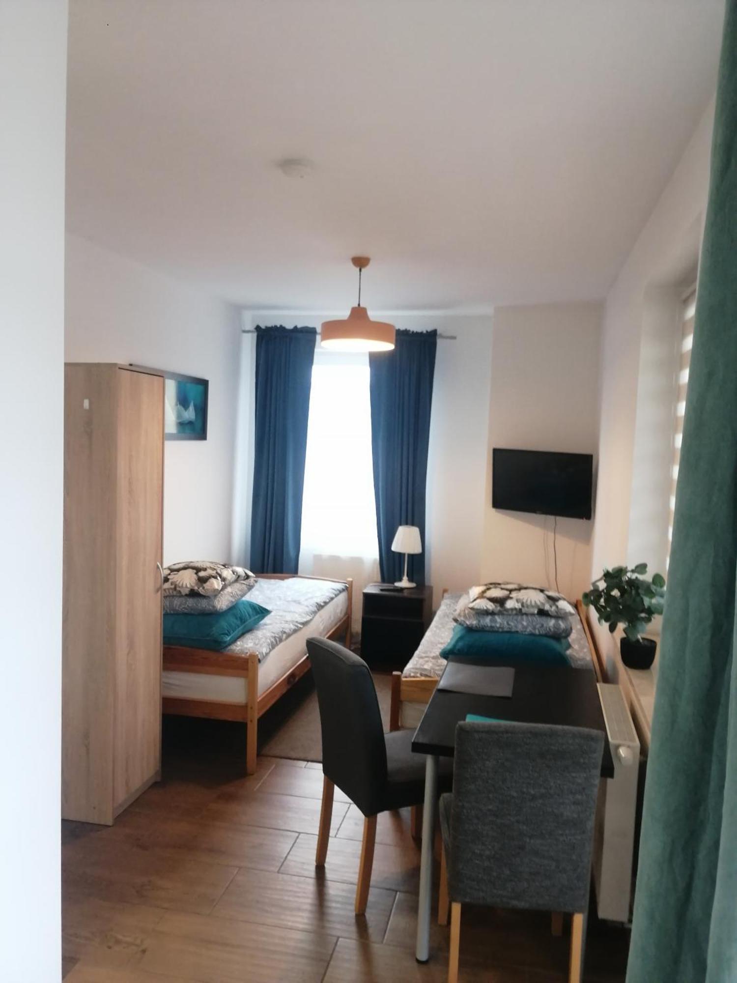 Pokoje - Studio Gliwice I Przy Onkologii Стая снимка