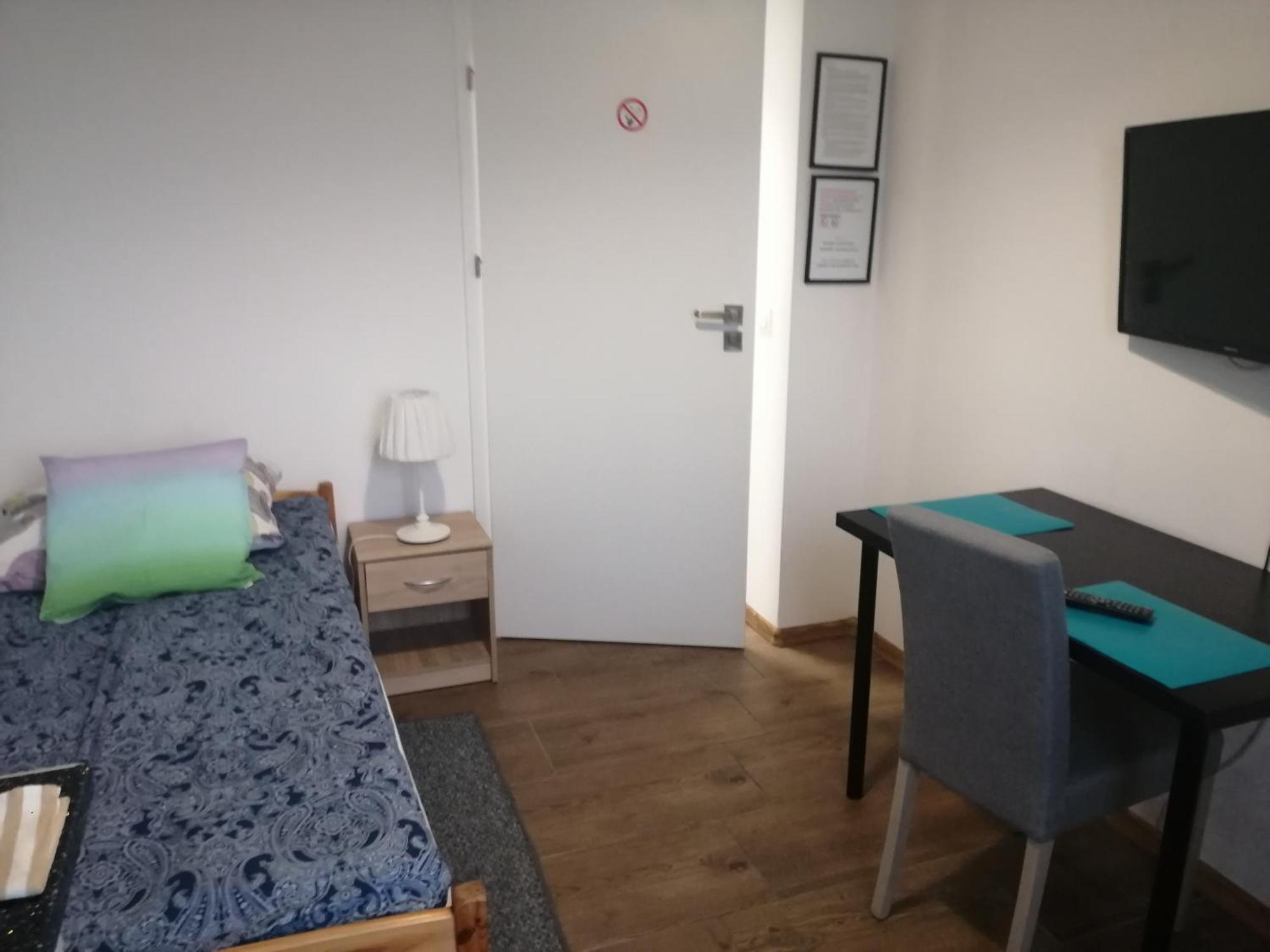 Pokoje - Studio Gliwice I Przy Onkologii Стая снимка